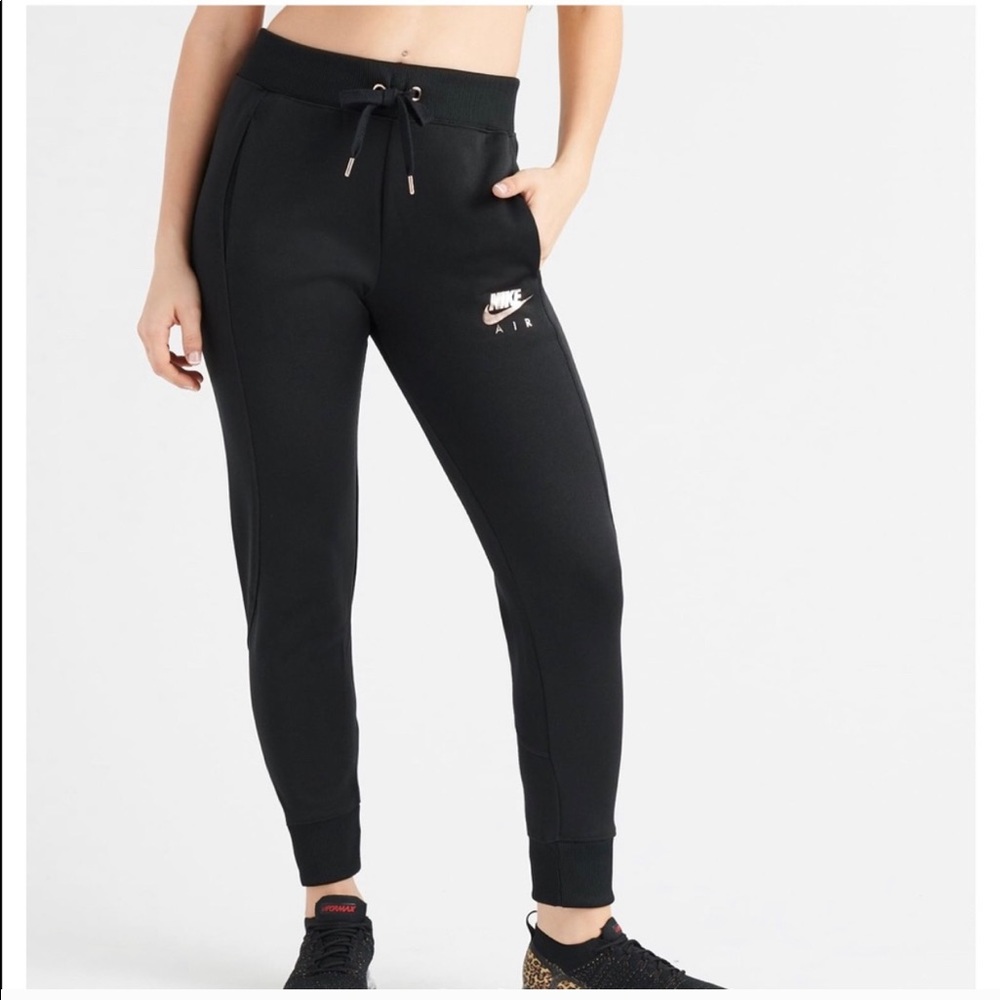 SPORTSWEAR AIR JOGGER PANTS IN BLACK & ROSE GOLD